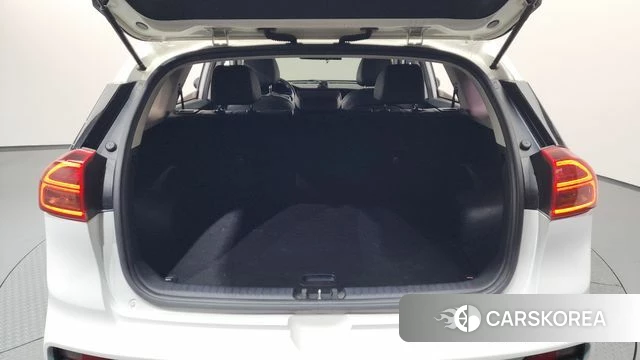 Kia Niro EV id 3954360 из Кореи 11