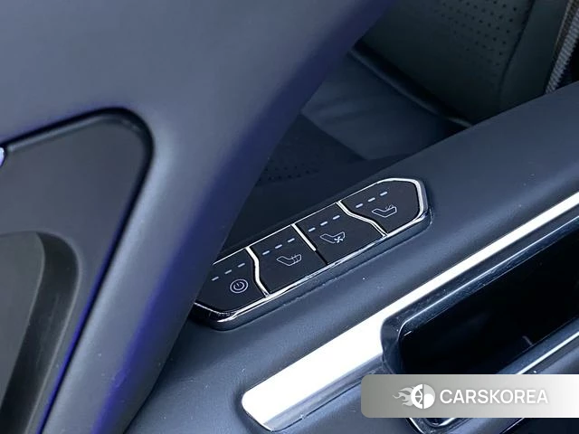 Toyota Saina id 4276945 из Китая 11