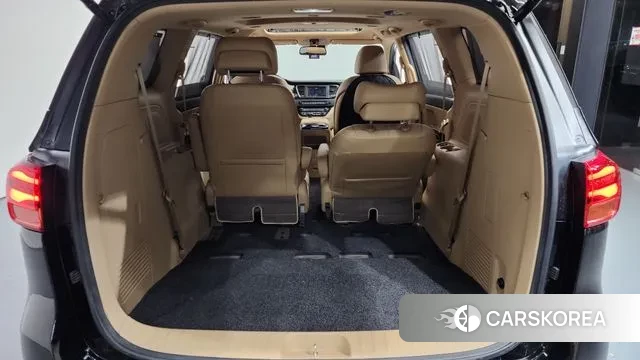 Kia The New Carnival id 3728343 из Кореи 11