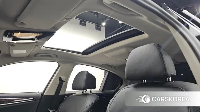 BMW 5 Series (G30) id 3427089 из Кореи 11