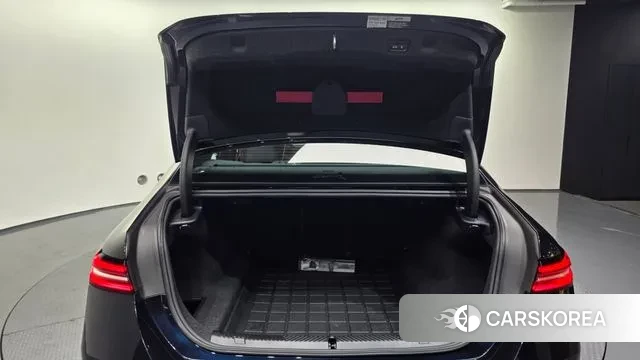 BMW 5 Series (G60) id 3492150 из Кореи 11