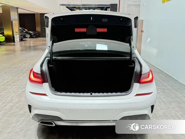 BMW 3 series id 4273421 из Китая 11
