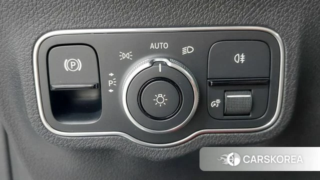Mercedes-Benz EQB X243 id 4315009 из Кореи 11
