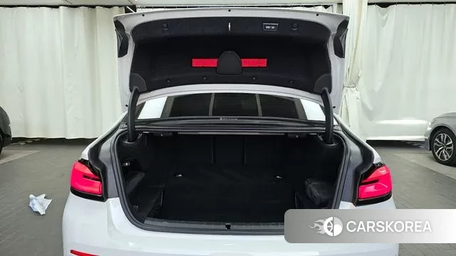 BMW 5 Series (G30) id 3322570 из Кореи 11