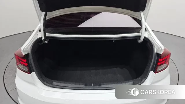 Hyundai The New Avante AD id 3718450 из Кореи 11