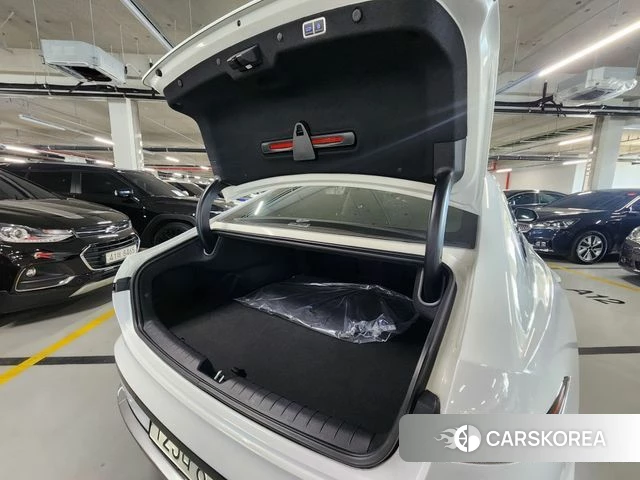 Hyundai Grandeur (GN7) id 3914871 из Кореи 11