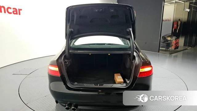 Jaguar XE id 3834795 из Кореи 11