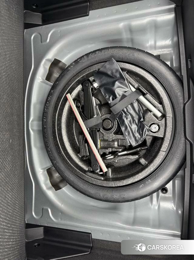 Audi Q2L id 4353438 из Китая 11