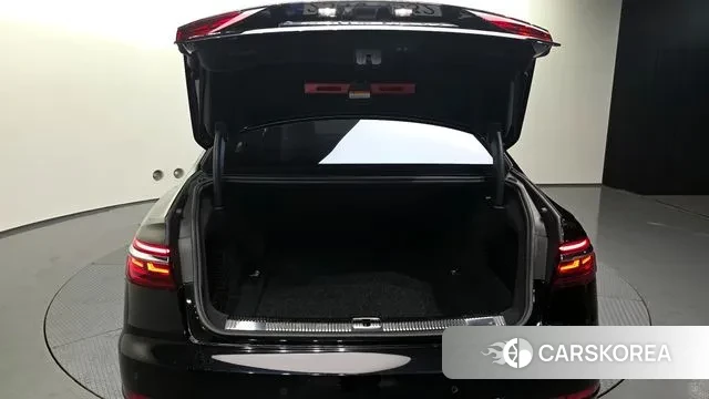 Audi A8 (D5) id 3463346 из Кореи 11