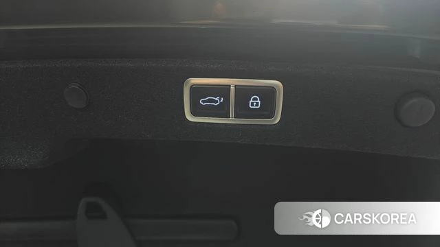 Hyundai Grandeur (GN7) id 3922459 из Кореи 11