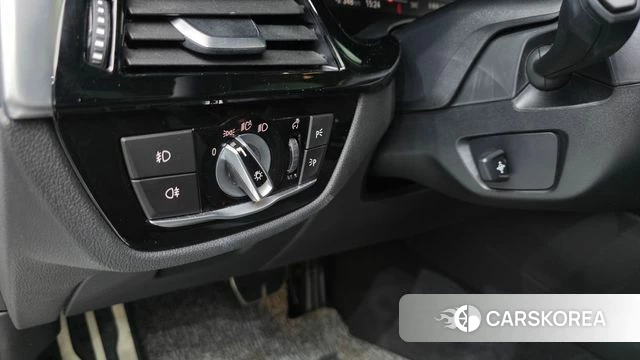 BMW 5 Series (G30) id 4377292 из Кореи 11