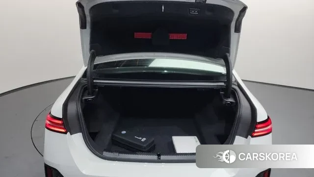 BMW 5 Series (G60) id 3462069 из Кореи 11