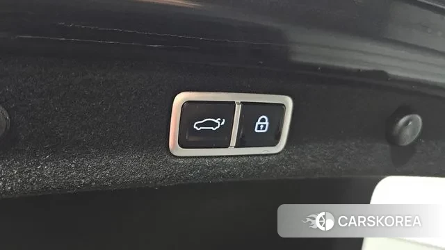 Hyundai Grandeur (GN7) id 3576558 из Кореи 11