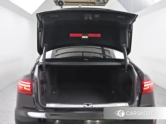 Audi A8 (D5) id 3752764 из Кореи 11