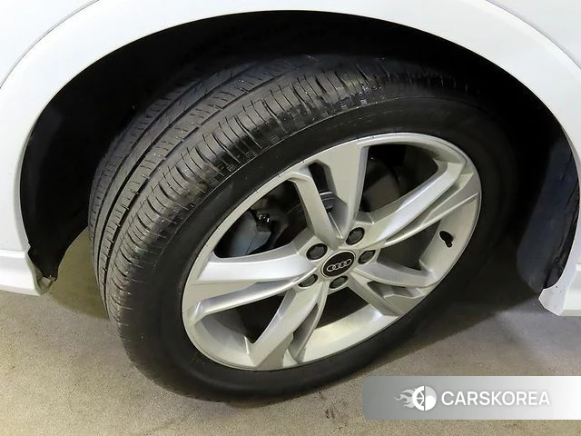 Audi Q3 (F3) id 4444251 из Кореи 11