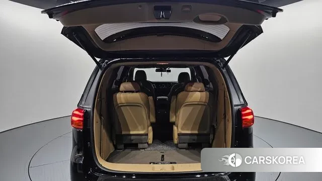 Kia The New Carnival id 2995060 из Кореи 11