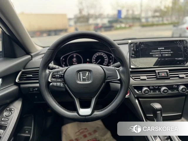 Honda Accord id 4297893 из Китая 11