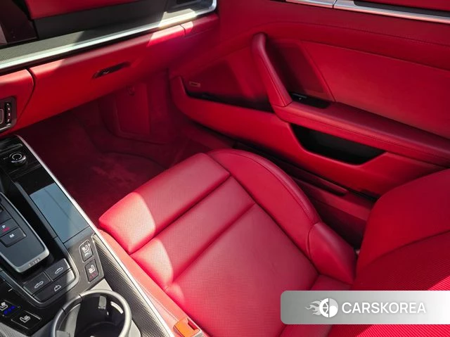 Porsche 911(992) id 3982168 из Кореи 11