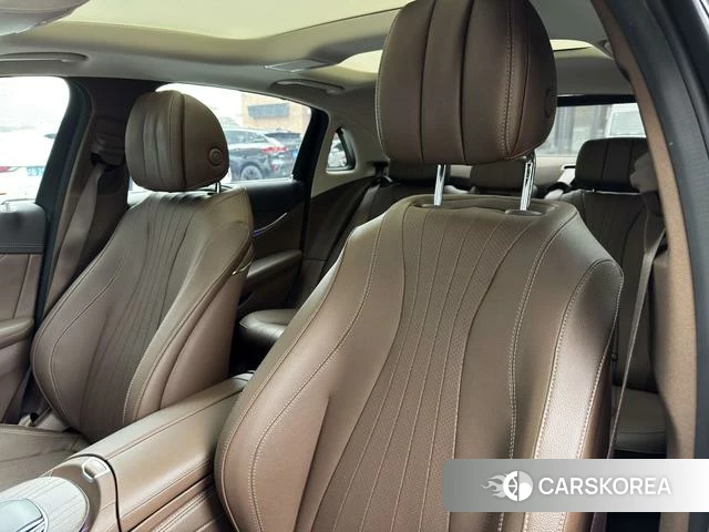 Mercedes-Benz E-class id 4297266 из Китая 11