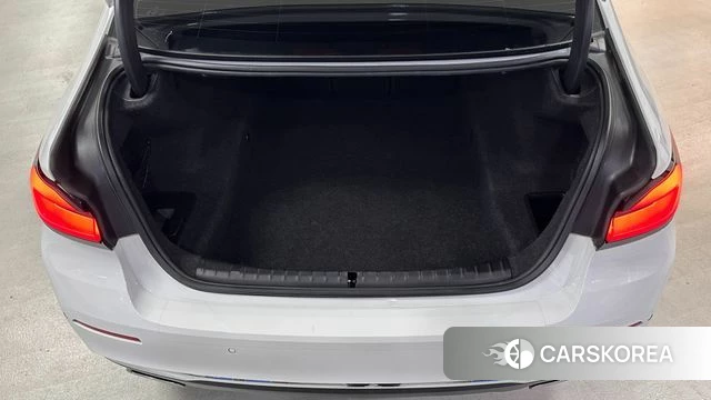 BMW 5 Series (G30) id 3941250 из Кореи 11