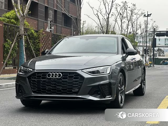 Audi A4L id 4306963 из Китая 11
