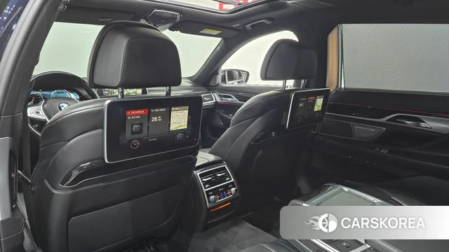 BMW 7 Series (G11) id 3845431 из Кореи 11