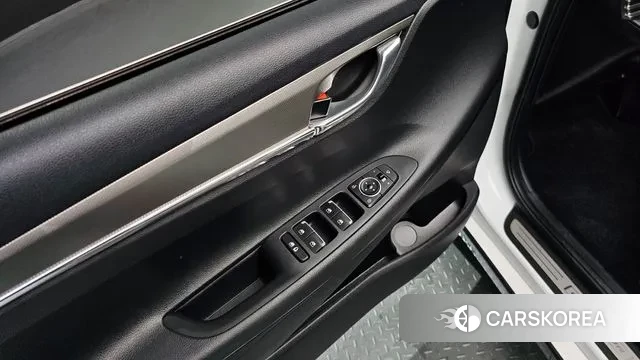 Hyundai The New Grandeur IG Hybrid id 2885385 из Кореи 11