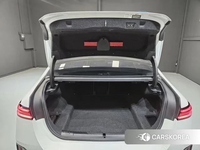 BMW 5 Series (G60) id 3467262 из Кореи 11