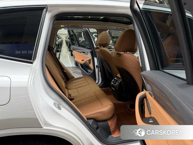 BMW X3 id 4271830 из Китая 11