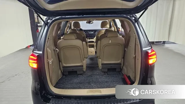 Kia The New Carnival id 3480054 из Кореи 11