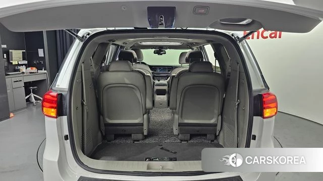 Kia The New Carnival id 3885563 из Кореи 11