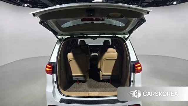 Kia The New Carnival id 3541212 из Кореи 11