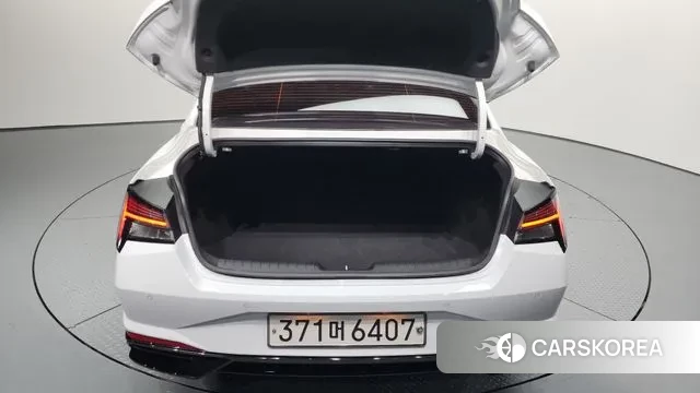 Hyundai Avante (CN7) id 3396201 из Кореи 11