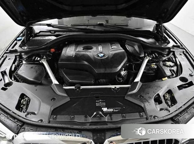 BMW 5 Series (G30) id 3911838 из Кореи 11