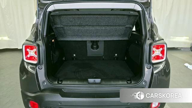 Jeep Renegade id 3955653 из Кореи 11