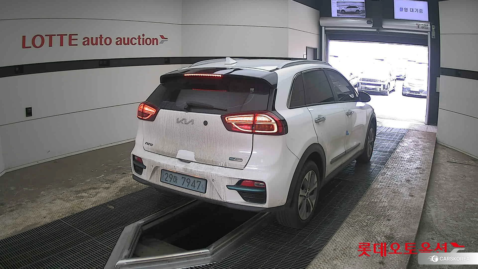 Kia Niro EV id 3888421 из Кореи 11