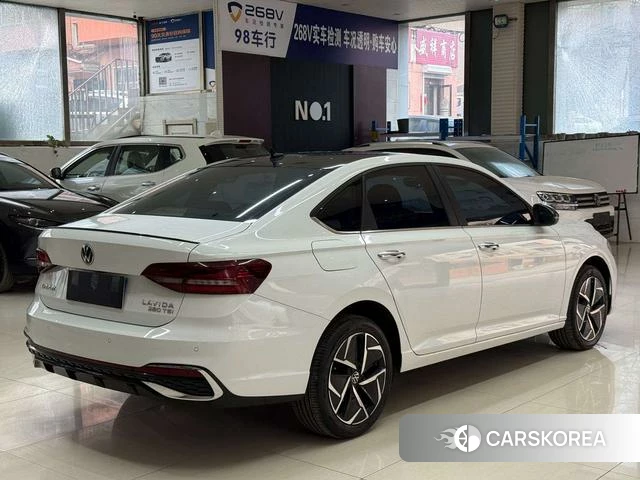 Volkswagen Lavida id 4328742 из Китая 11