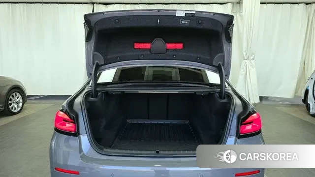 BMW 5 Series (G30) id 3727457 из Кореи 11