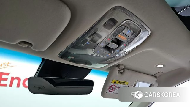 Genesis GV70 id 4501121 из Кореи 11