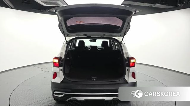 Kia Seltos id 4268583 из Кореи 11