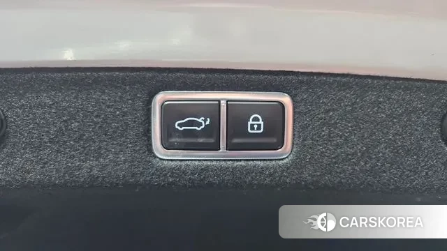 Hyundai Grandeur (GN7) id 3554838 из Кореи 11