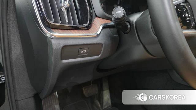 Volvo V60 Cross-Country 2nd Generation id 4565904 из Кореи 11