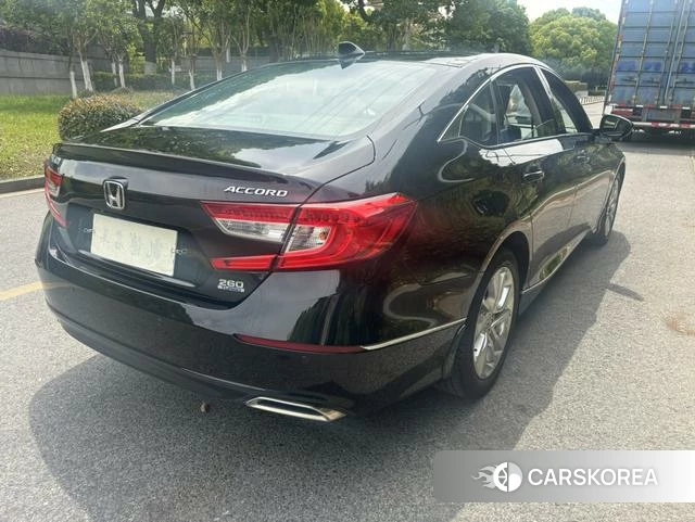 Honda Accord id 4290867 из Китая 11