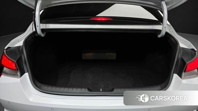 Hyundai Avante Hybrid (CN7) id 4322772 из Кореи 11