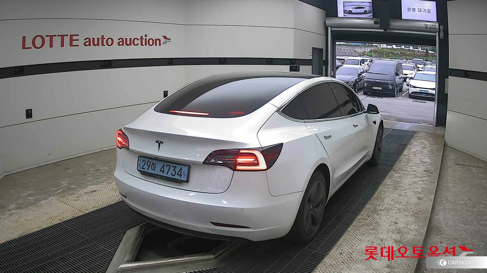 Tesla Model 3 Standard Range Plus RWD id 4289296 из Кореи 11