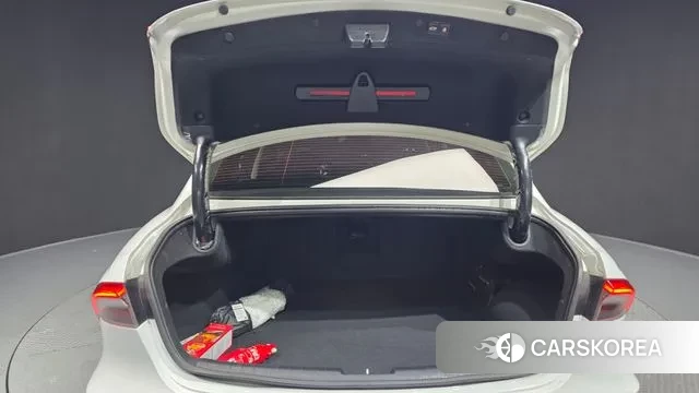 Hyundai The New Grandeur IG Hybrid id 3615330 из Кореи 11