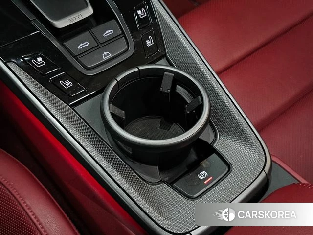 Porsche 911(992) id 4501385 из Кореи 11