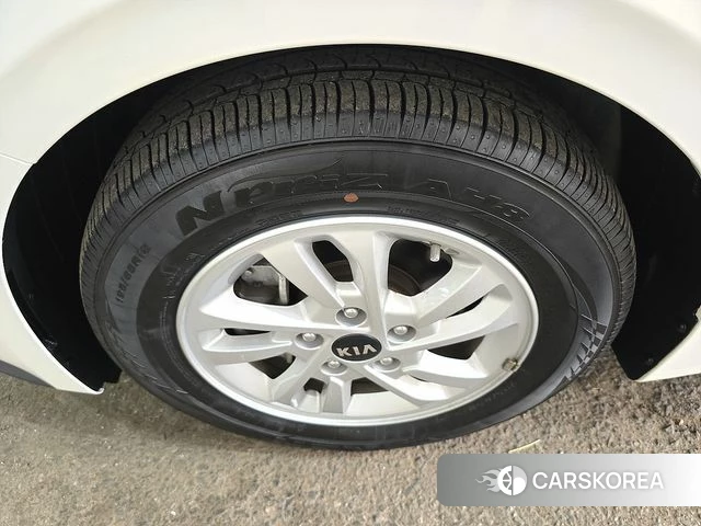 Kia Come New K3 id 3872351 из Кореи 11