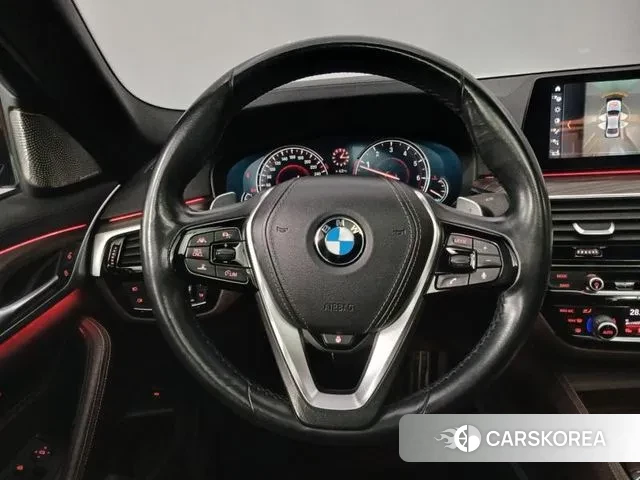 BMW 5 Series (G30) id 3692932 из Кореи 11