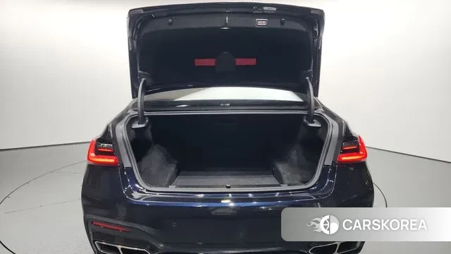 BMW 7 Series (G11) id 3552590 из Кореи 11